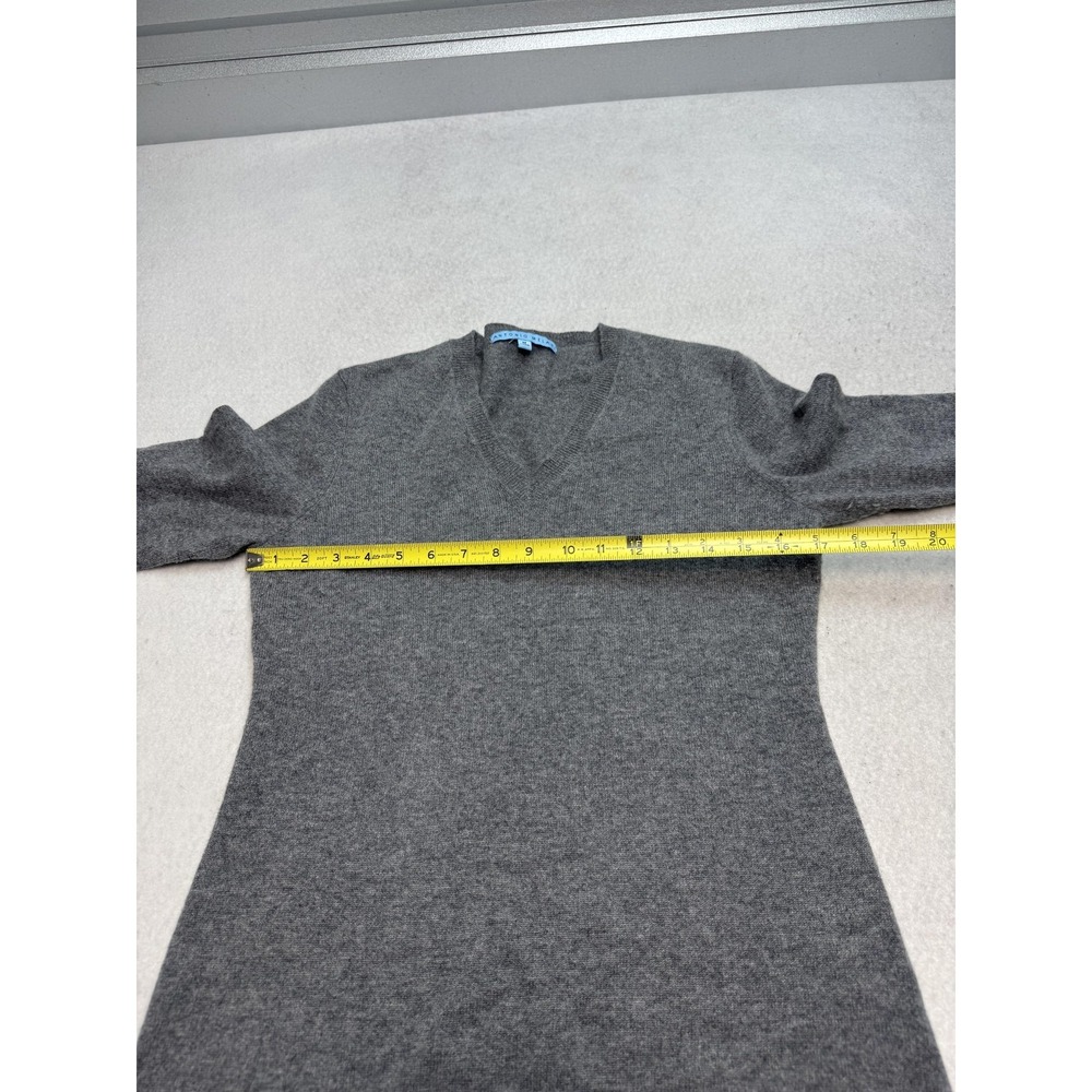 Antonio Melani Sweater Women's Medium Gray 100% Cashmere V Neck Pullover Knit - Picture 4 of 7